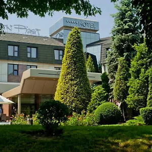 Hotel & *****